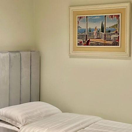 Bujtina Apsus Hotel Berat Luaran gambar