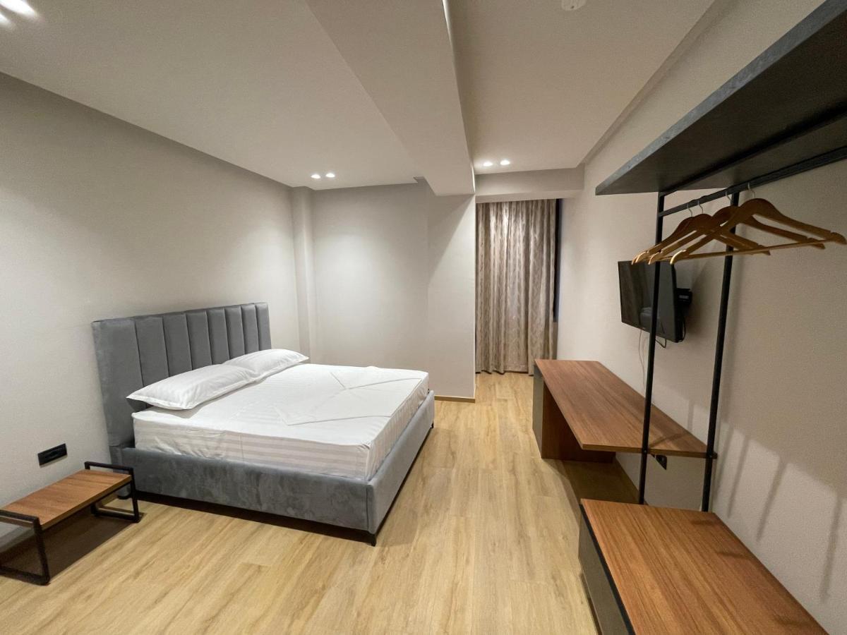 Bujtina Apsus Hotel Berat Luaran gambar