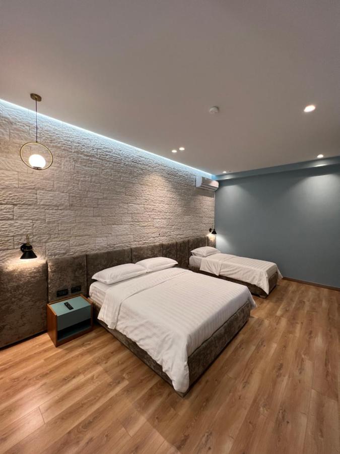 Bujtina Apsus Hotel Berat Luaran gambar