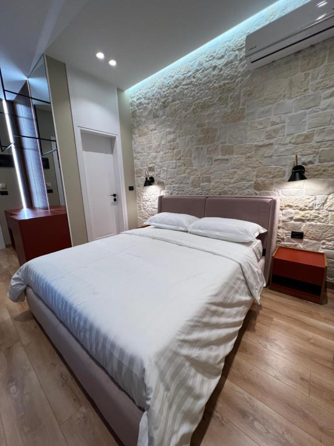 Bujtina Apsus Hotel Berat Luaran gambar