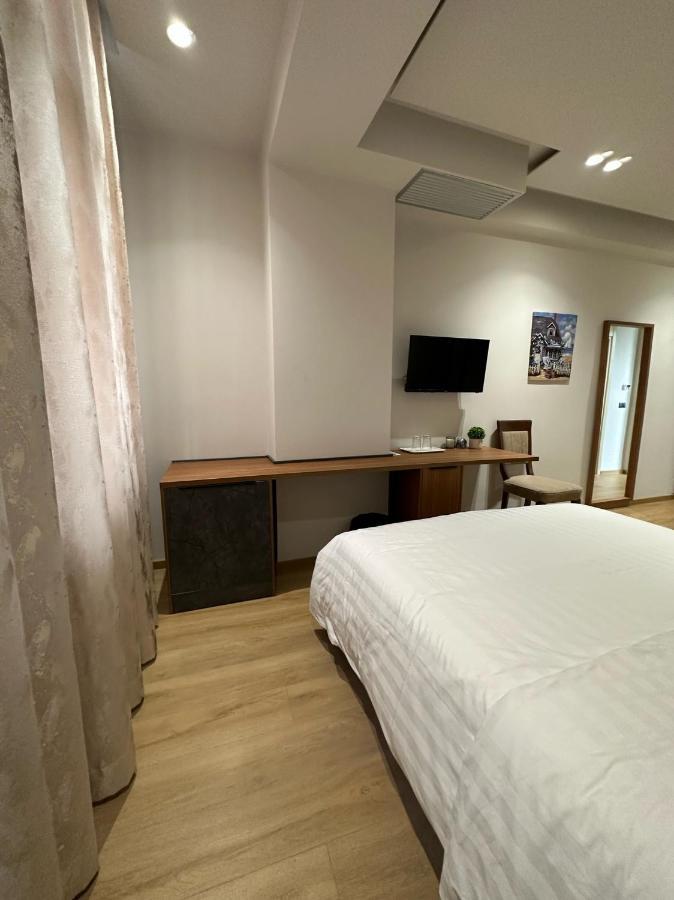 Bujtina Apsus Hotel Berat Luaran gambar