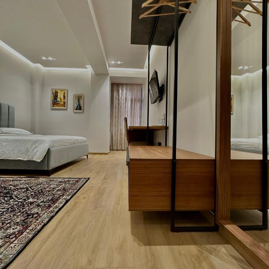 Bujtina Apsus Hotel Berat Luaran gambar