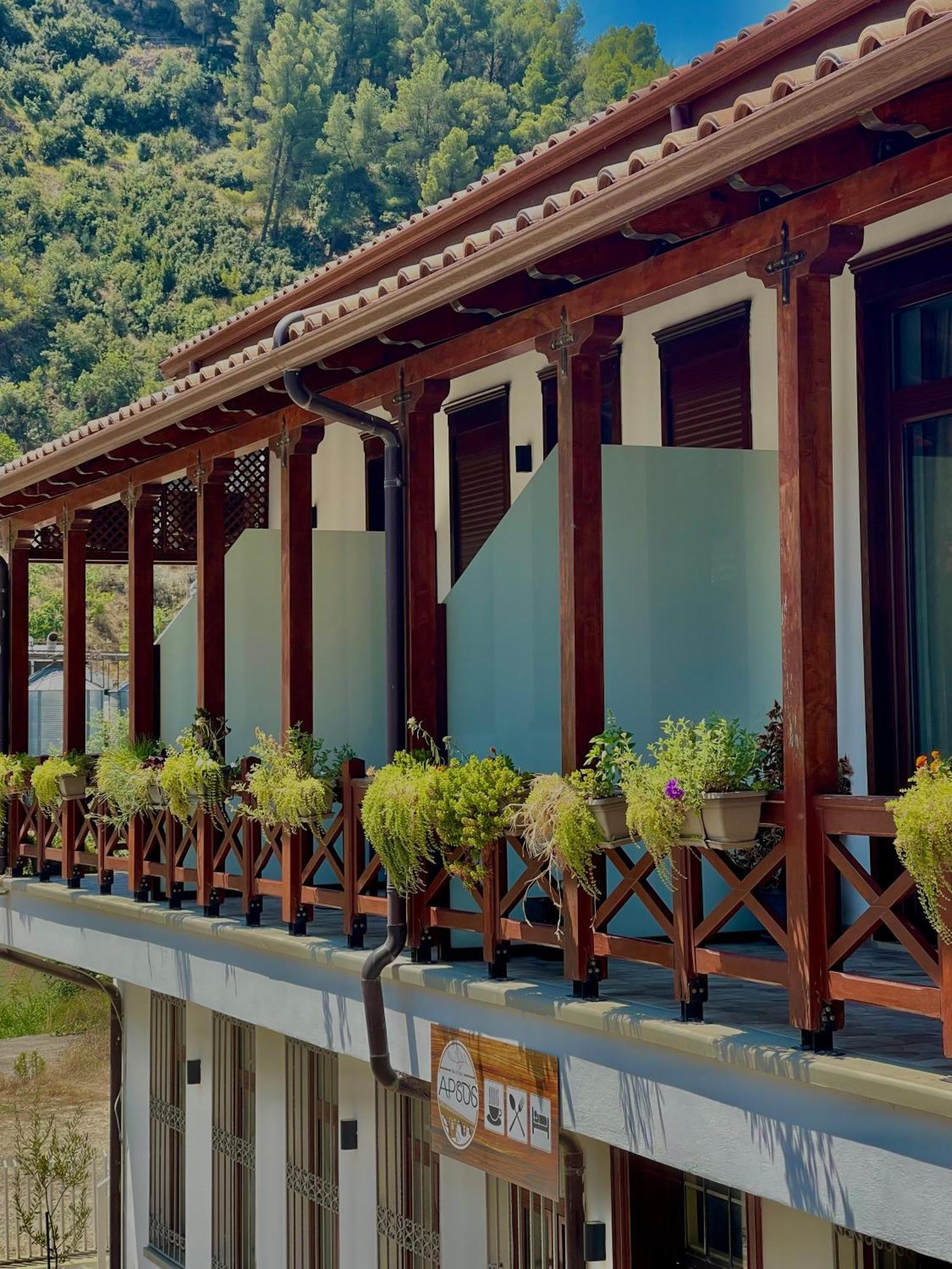 Bujtina Apsus Hotel Berat Luaran gambar