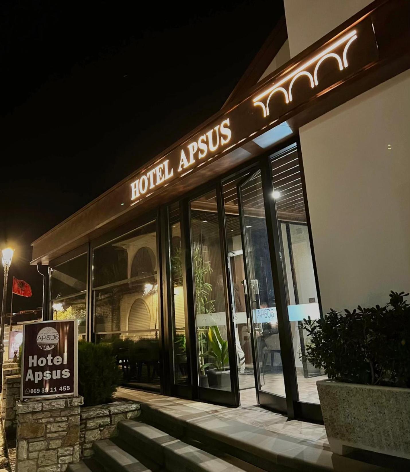 Bujtina Apsus Hotel Berat Luaran gambar